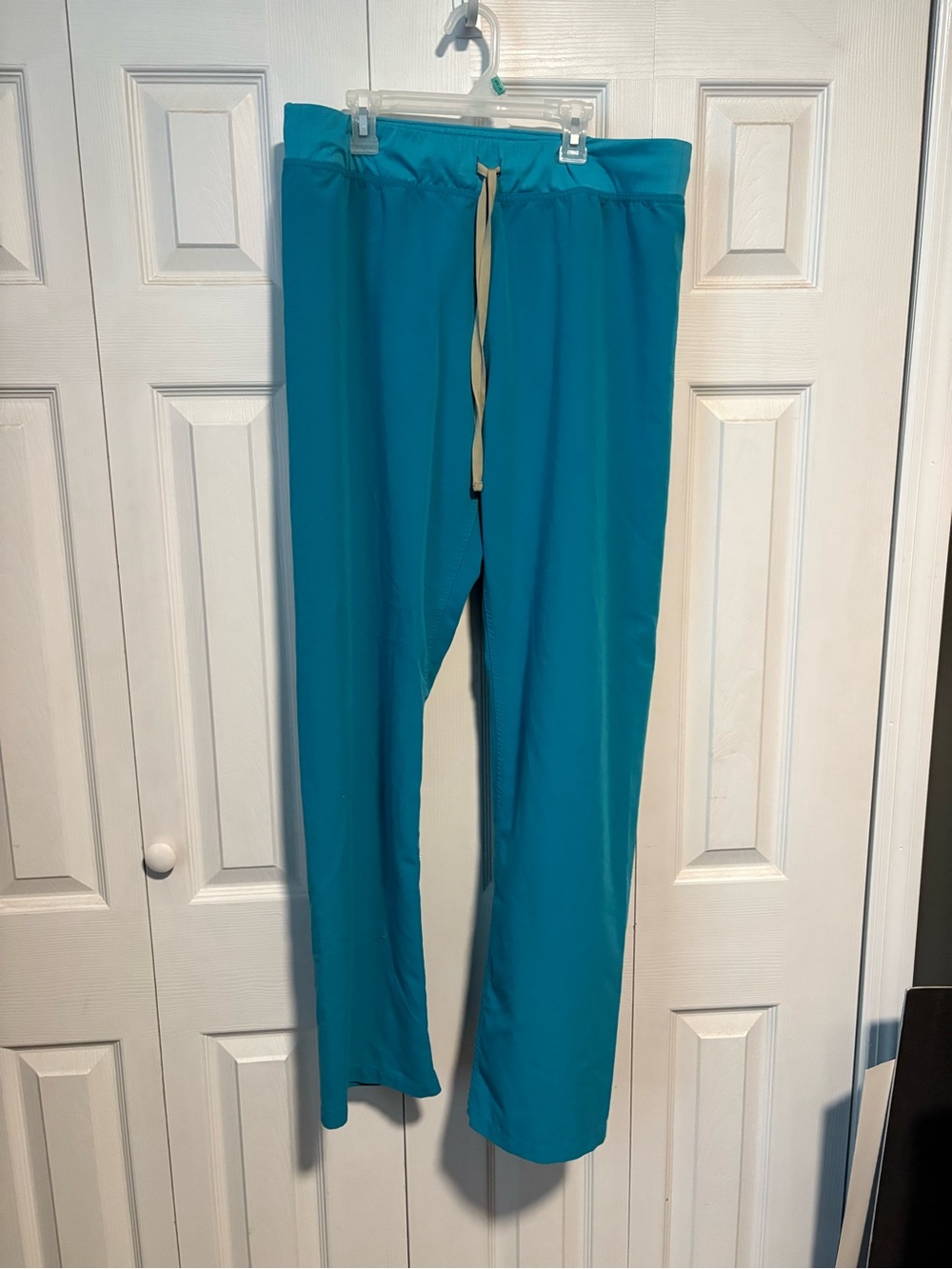 Figs Lot of 2 Technical Collection Scrub Pants Size Large
